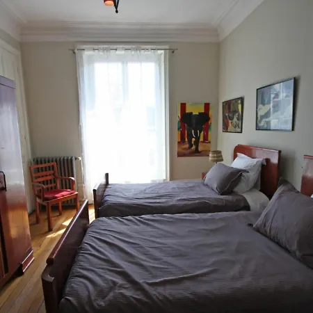 Spacieux Au Coeur De Saint-die-des-vosges, Proche Gare Et Commerces, Ideal Pour Familles - Fr-1-589-376 *